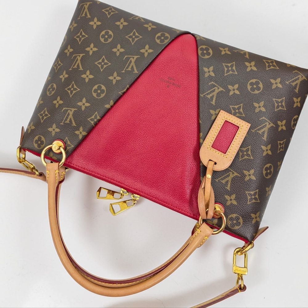 ✨️Authentic Louis Vuitton V Tote MM Monogram Bag - Picture 5 of 17